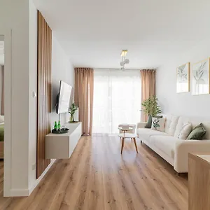 Apartment Horyzont - Navigator- Mozliwosc Wykupienia Sniadan!!!, Kolberg