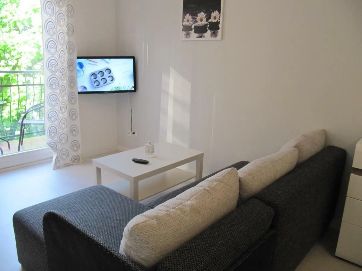 Apartament Z Balkonem Przy Latarni 150M Od Morza Kolberg 0*,  Polen